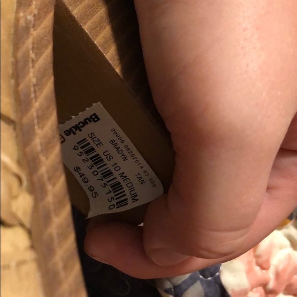 Tan 93 Vintage Wedges - Picture 2 of 3